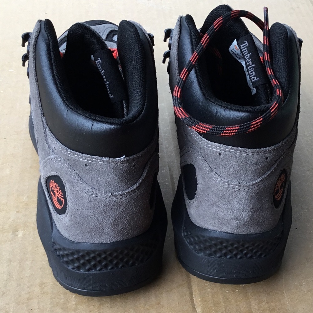 TIMBERLAND BOOTS - Picture 5 of 10